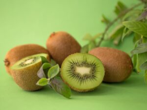 کیوی-میوه‌های مفید برای شیمی درمانی
