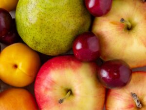 هسته کدام میوه_ها سیانور دارد؟
