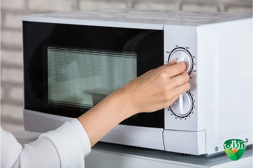 خشک‌کردن آلو در فر